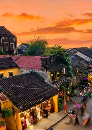 Hong Kong newspaper suggests tourists to Hoi An