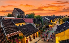 Hong Kong newspaper suggests tourists to Hoi An